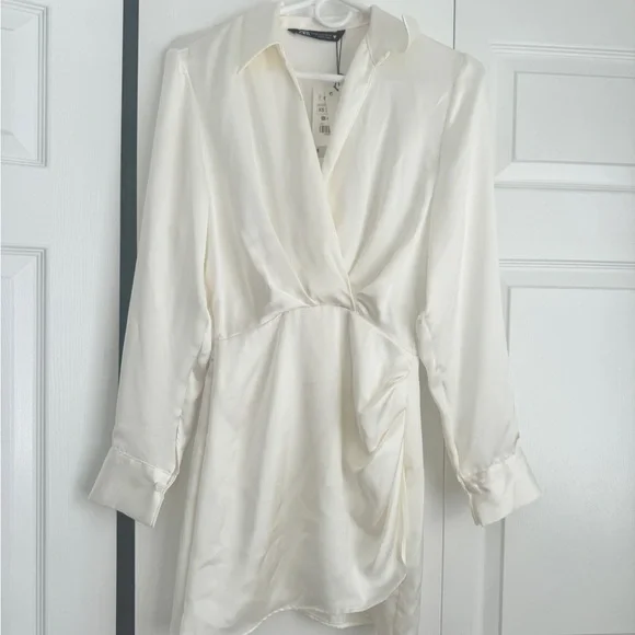 NWT Zara satin effect mini dress - Picture 2 of 5
